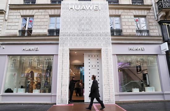 Huawei opens research center in Paris